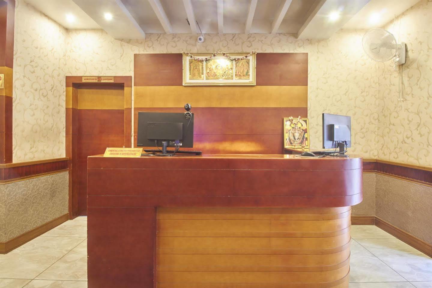 Pleasant Inn Пондичери Екстериор снимка